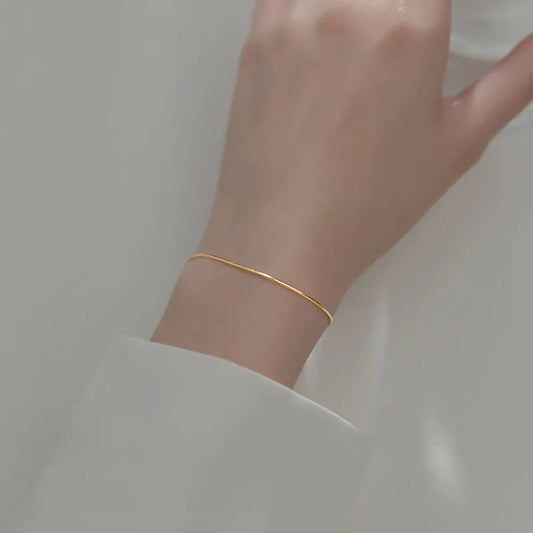 Kígyó minimalista ezüst karkötő - Eyla Jewelry