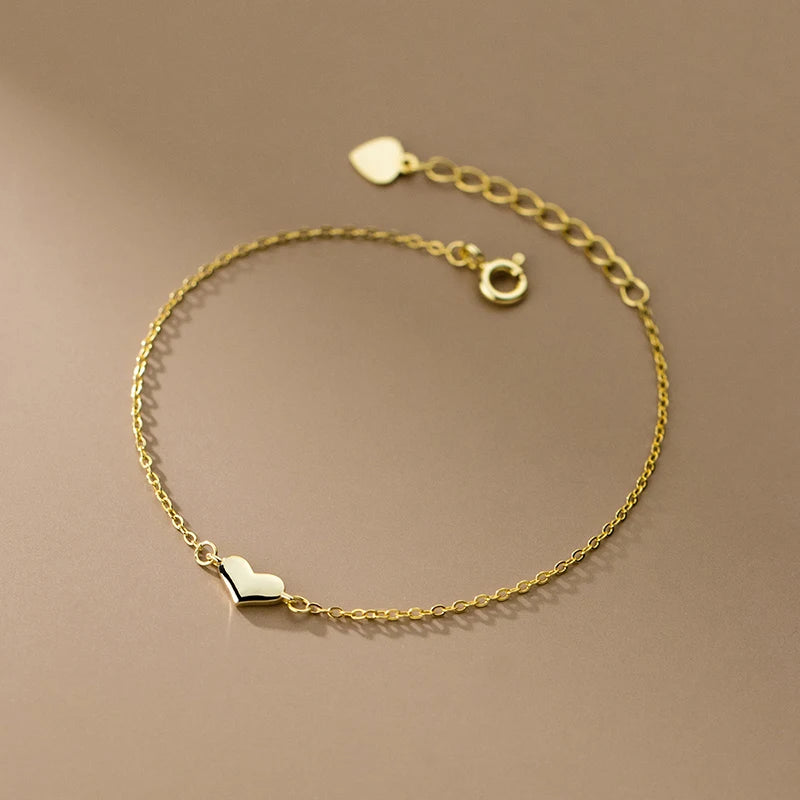 Minimalista szivecskés ezüst karkötő - Eyla Jewelry