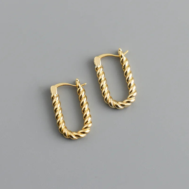 Csavart ovális ezüst fülbevaló - Eyla Jewelry