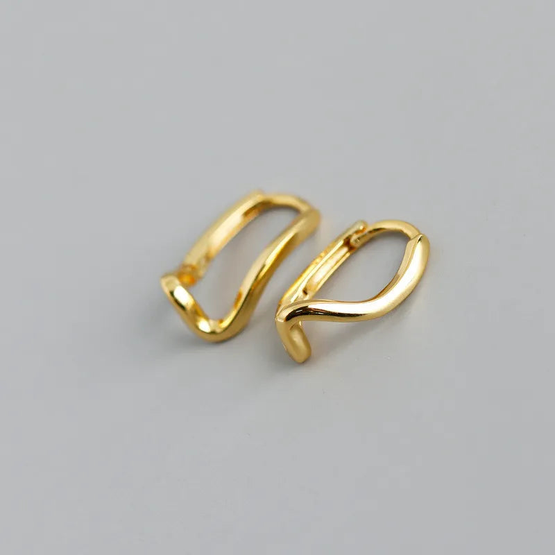 Minimalista csavart ezüst fülbevaló - Eyla Jewelry