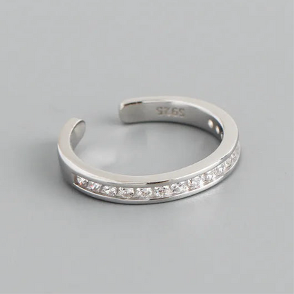 Ragyogó sor ezüst gyűrű - Eyla Jewelry