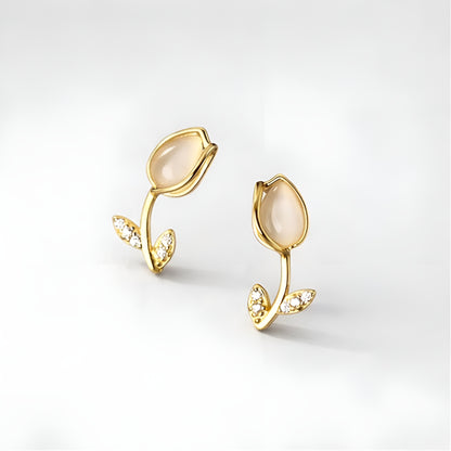 Különleges tulipános ezüst fülbevaló