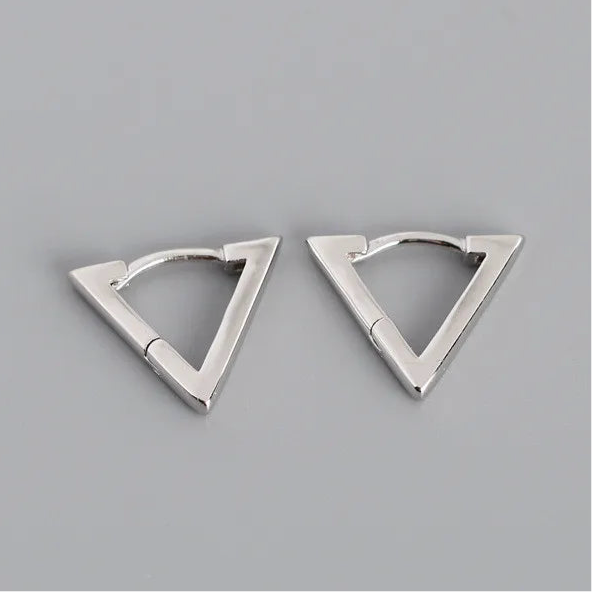 Háromszög alakú ezüst fülbevaló - Eyla Jewelry