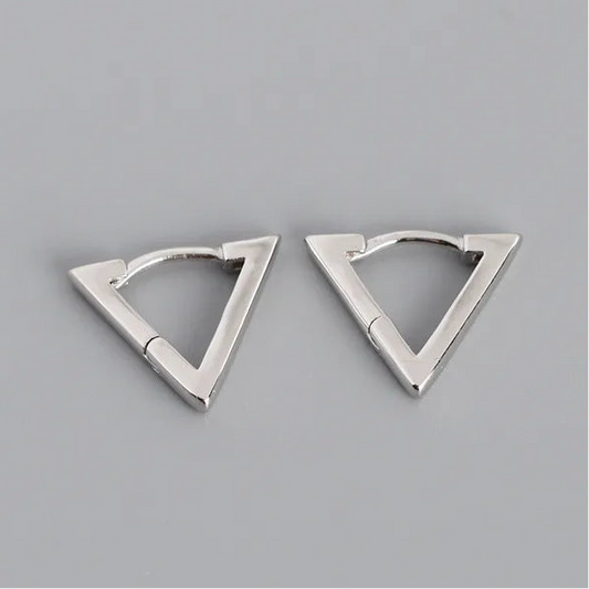 Háromszög alakú ezüst fülbevaló - Eyla Jewelry