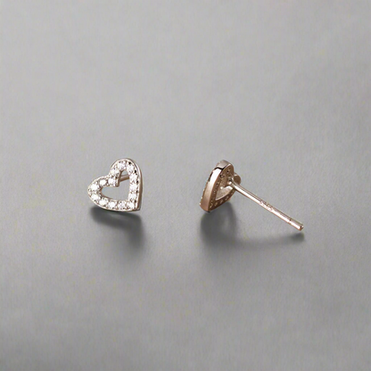 Ragyogó szív ezüst fülbevaló - Eyla Jewelry