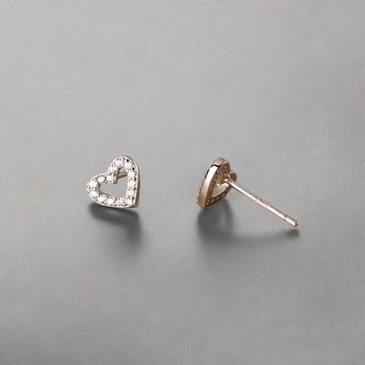 Ragyogó szív ezüst fülbevaló - Eyla Jewelry