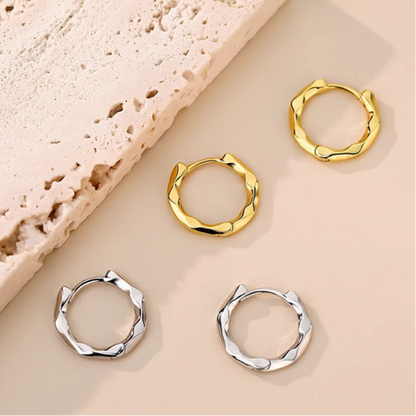 Rusztikus hatású ezüst karika-fülbevaló - Eyla Jewelry