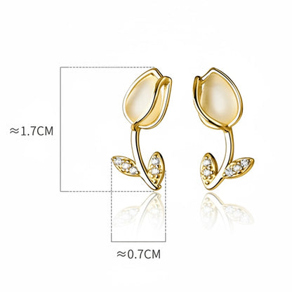 Különleges tulipános ezüst fülbevaló