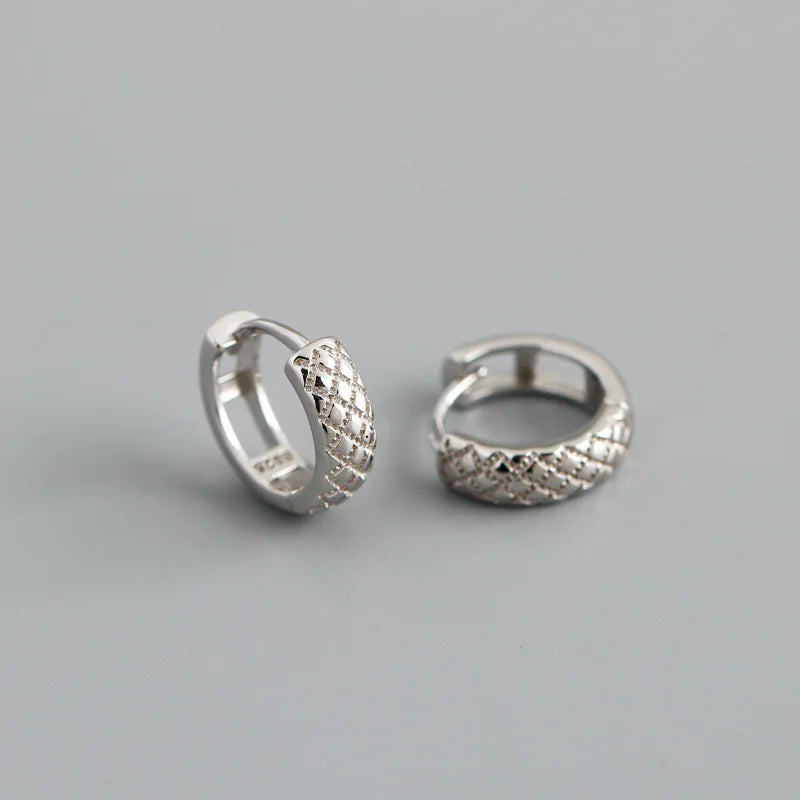 Mintás ezüst karika-fülbevaló - Eyla Jewelry