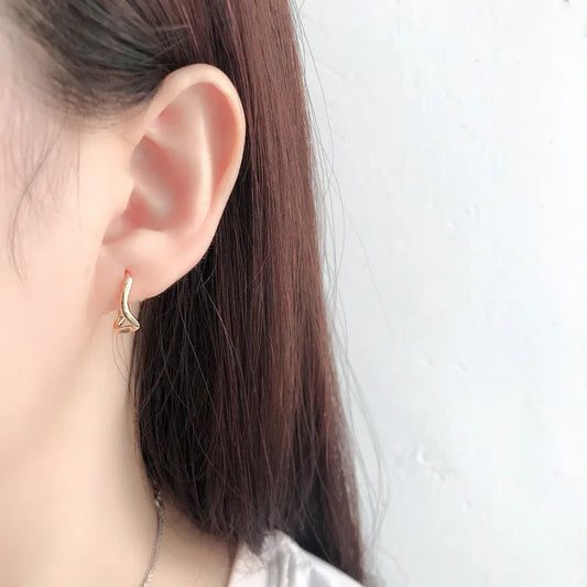 Minimalista csavart ezüst fülbevaló - Eyla Jewelry