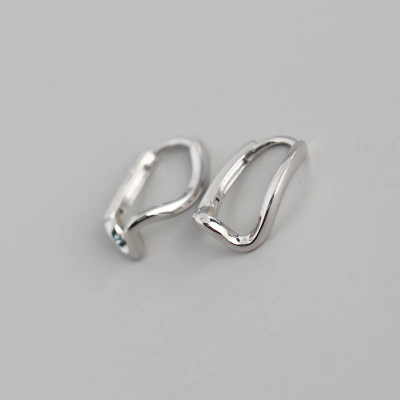 Minimalista csavart ezüst fülbevaló - Eyla Jewelry