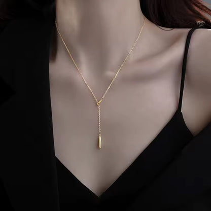 Csepp formájú ezüst nyaklánc