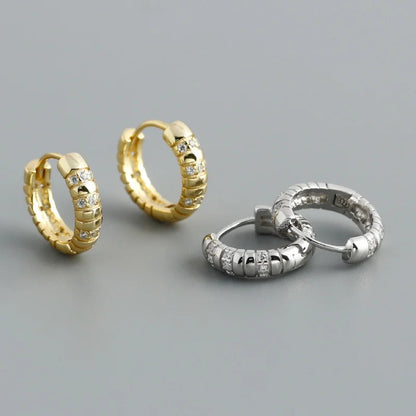 Barázdált rusztikus ezüst fülbevaló