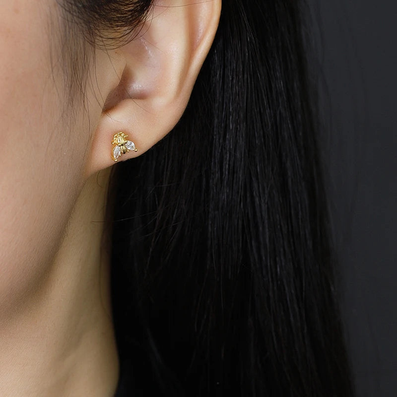 Méhecske ezüst fülbevaló