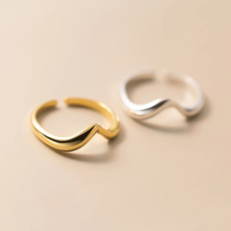 Minimalista hullámos ezüst gyűrű - Eyla Jewelry
