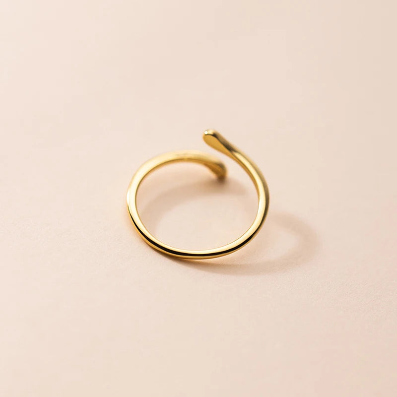 Letisztult hullámos ezüst gyűrű - Eyla Jewelry