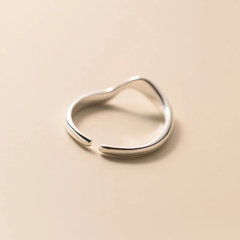 Minimalista hullámos ezüst gyűrű - Eyla Jewelry