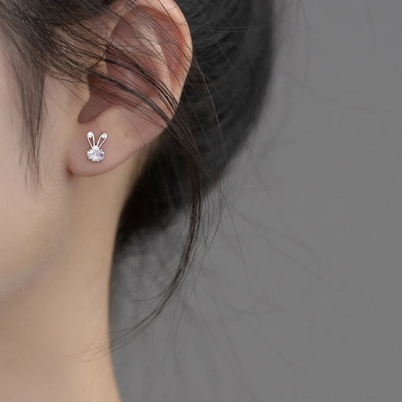 Nyuszis ezüst fülbevaló