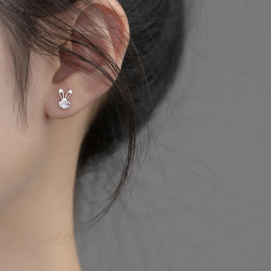 Nyuszis ezüst fülbevaló