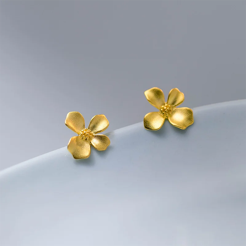 Virágos aranyozott ezüst fülbevaló - Eyla Jewelry