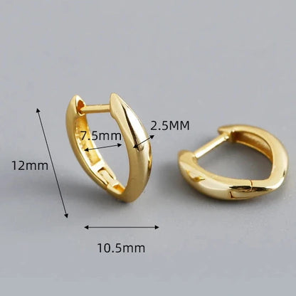 Letisztult V alakú ezüst fülbevaló