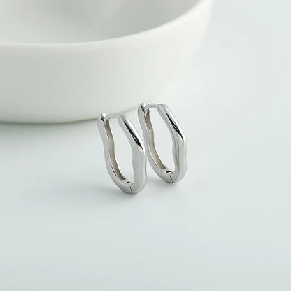 Hullámzó ezüst karika-fülbevaló - Eyla Jewelry