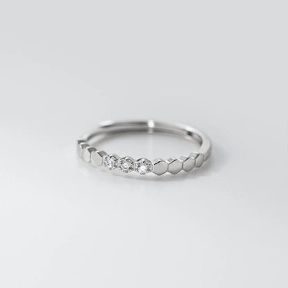 Letisztult ragyogás ezüst gyűrű - Eyla Jewelry