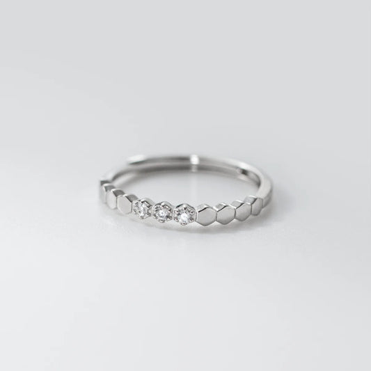 Letisztult ragyogás ezüst gyűrű - Eyla Jewelry