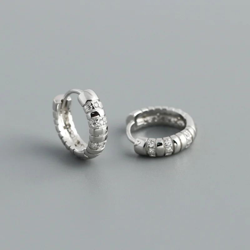 Barázdált rusztikus ezüst fülbevaló