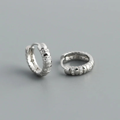 Barázdált rusztikus ezüst fülbevaló