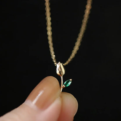 Minimalista tulipános ezüst nyaklánc