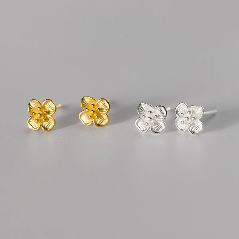 Virágos sterling ezüst fülbevaló - Eyla Jewelry