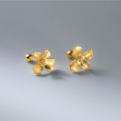 Virágos aranyozott ezüst fülbevaló - Eyla Jewelry