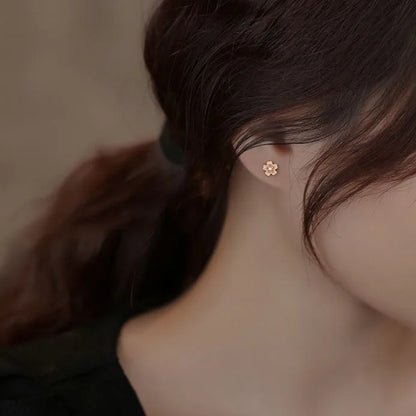 Színes virágos aranyozott ezüst fülbevaló