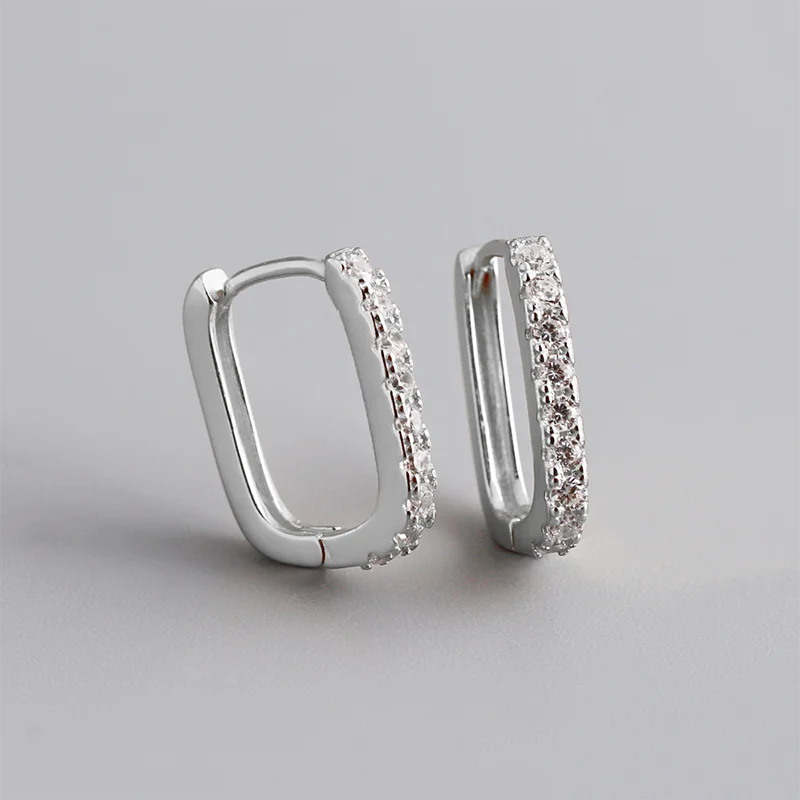 Ragyogó ovális ezüst fülbevaló - Eyla Jewelry