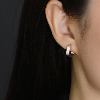 Csiszolt négyszögletű ezüst fülbevaló - Eyla Jewelry