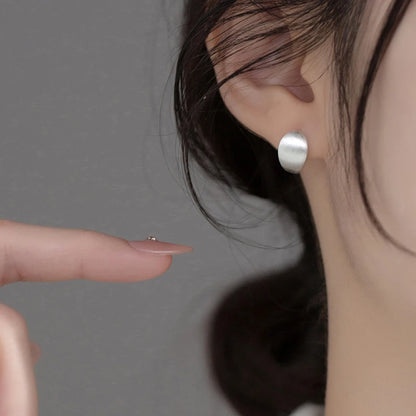 Csiszolt hatású ezüst fülbevaló - Eyla Jewelry