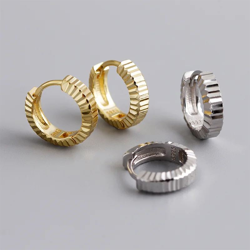 Barázdált ezüst fülbevaló - Eyla Jewelry