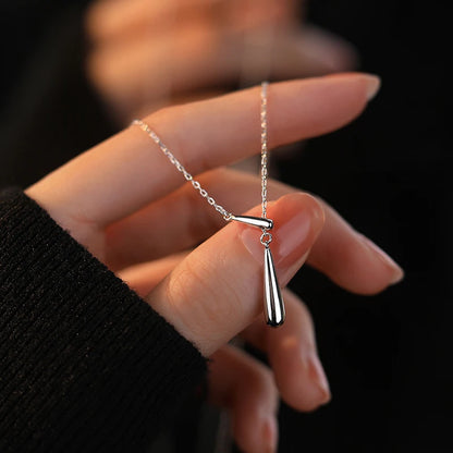 Csepp formájú ezüst nyaklánc