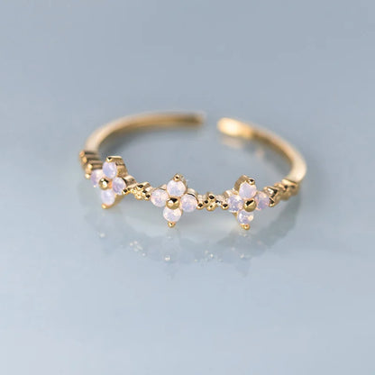 Kicsi virágos ezüst gyűrű - Eyla Jewelry