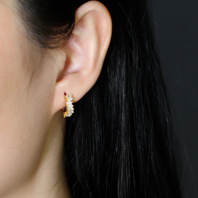 Hullámzó kristályos ezüst fülbevaló - Eyla Jewelry