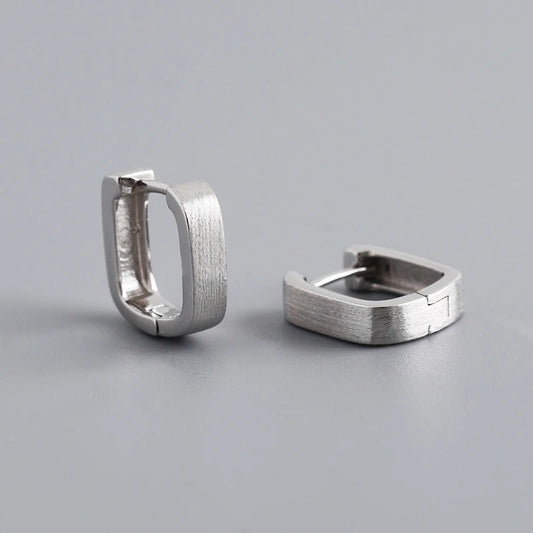 Csiszolt négyszögletű ezüst fülbevaló - Eyla Jewelry