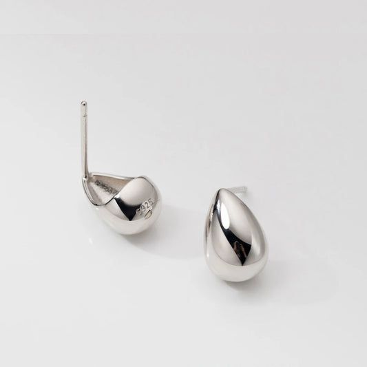 Vízcsepp formájú ezüst fülbevaló