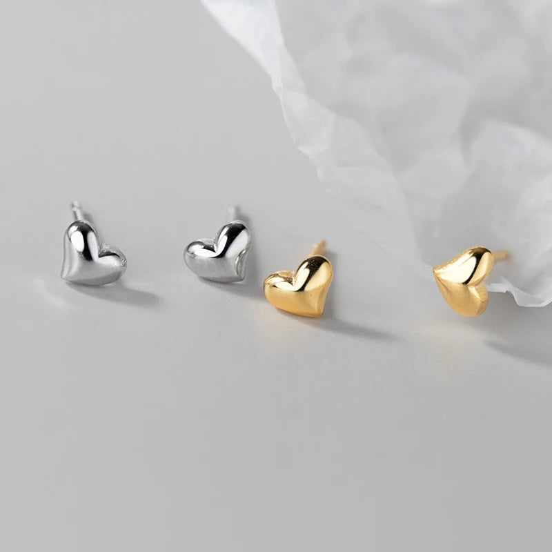 Minimalista kicsi szív ezüst fülbevaló - Eyla Jewelry